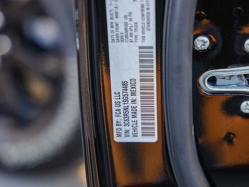 New 2025 RAM 2500 Laramie image 29