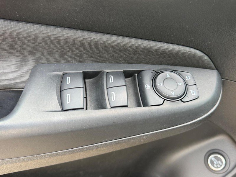 Used 2024 Buick Envista Preferred FWD image 18