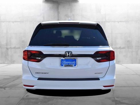 Certified 2023 Honda Odyssey Sport image 6