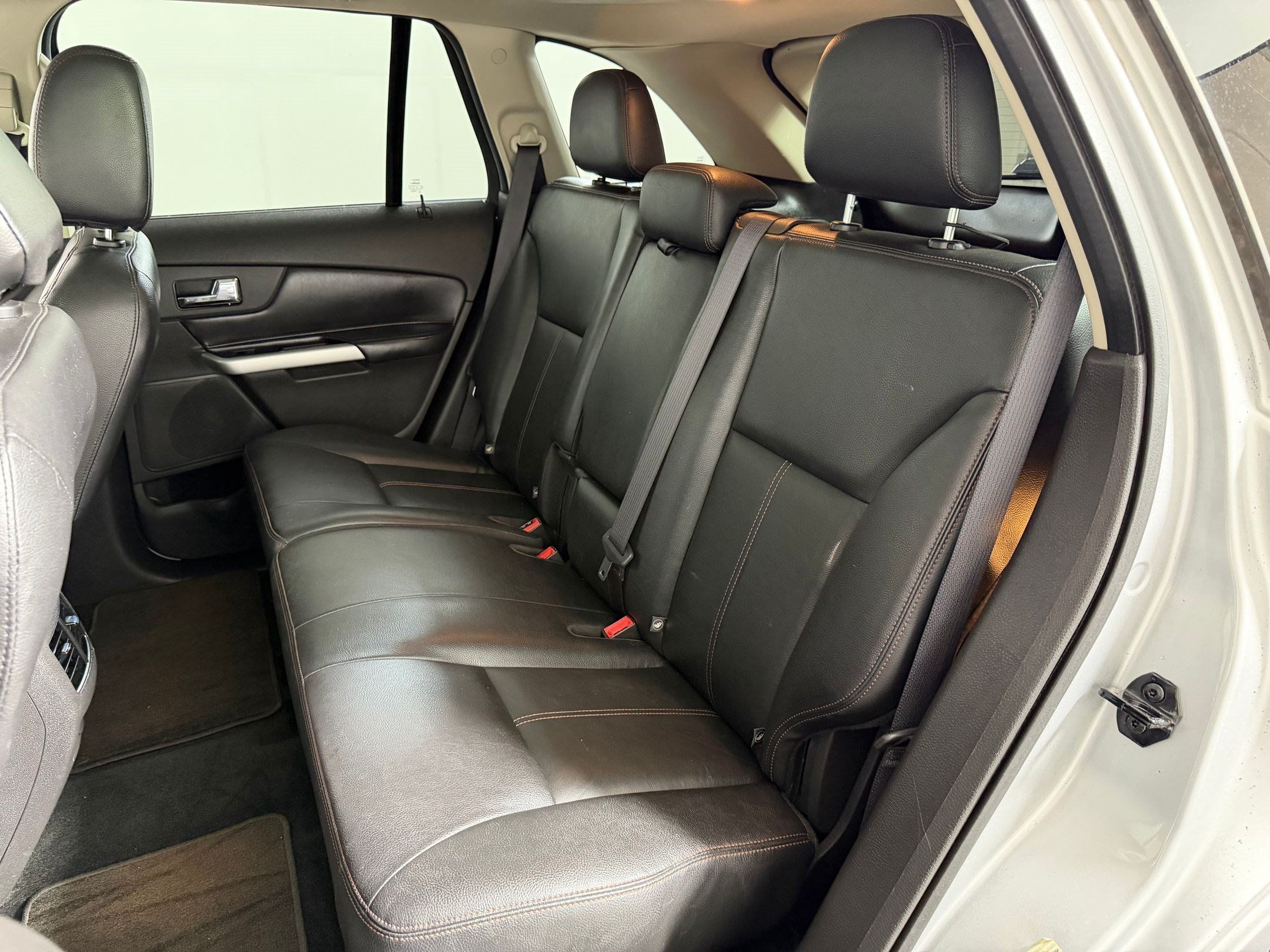 Used 2013 Ford Edge SEL FWD image 19