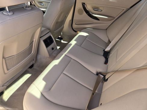 Used 2015 BMW 320i Sedan image 30