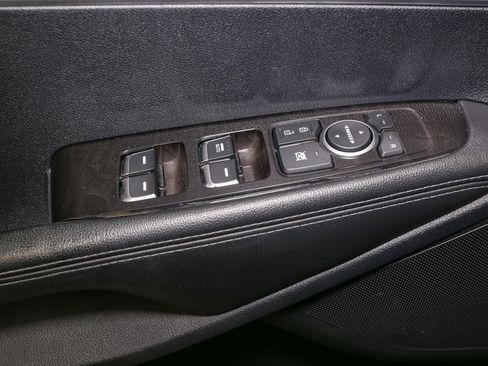 Used 2016 Kia Sorento LX w/ LX Convenience Package image 36