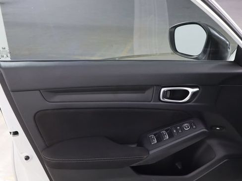 Used 2022 Honda Civic Sport image 13