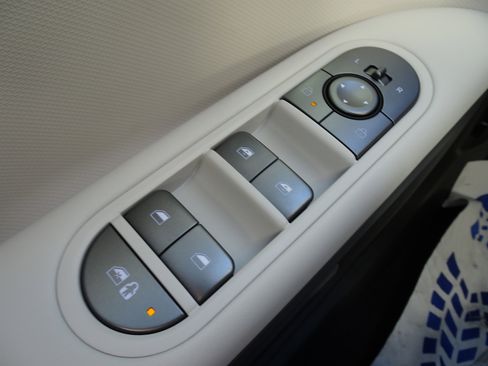 New 2026 Hyundai Ioniq 5 SEL image 20