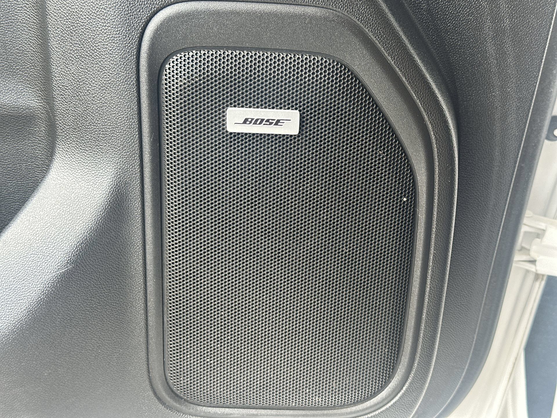 Used 2020 Chevrolet Silverado 1500 High Country w/ Trailer Camera Package AWD/4WD image 33