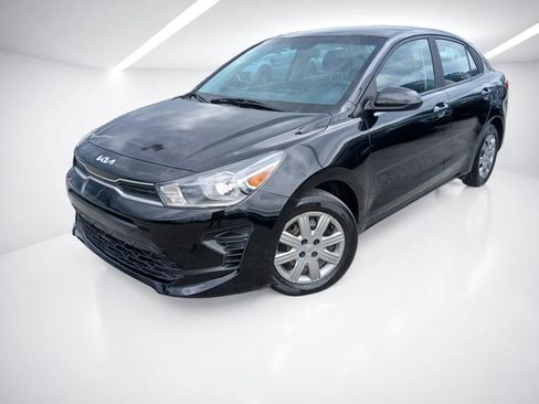 Used 2023 Kia Rio LX FWD image 2