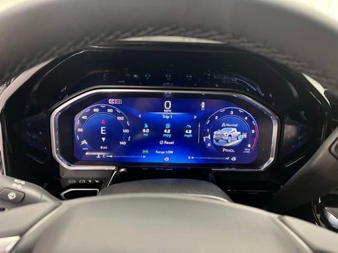 New 2026 Chevrolet Silverado 2500 LT w/ All Star Edition AWD/4WD image 8