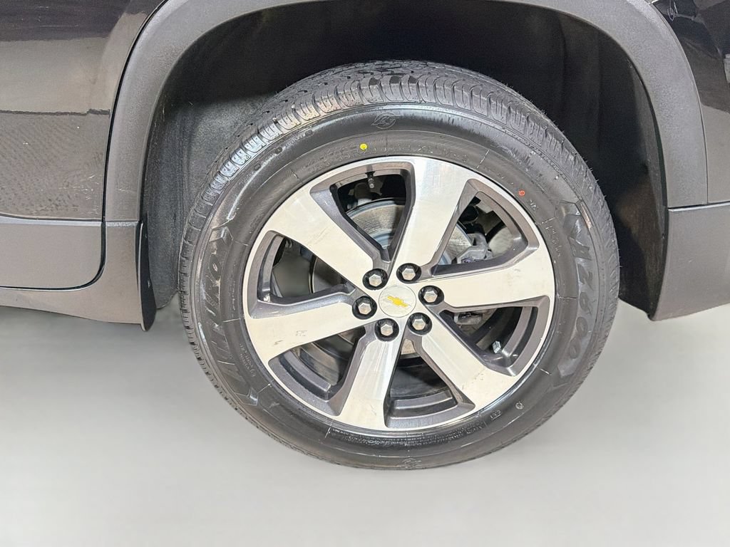 Used 2021 Chevrolet Traverse LT w/ LT Premium Package AWD/4WD image 33