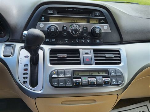 Used 2010 Honda Odyssey EX image 15