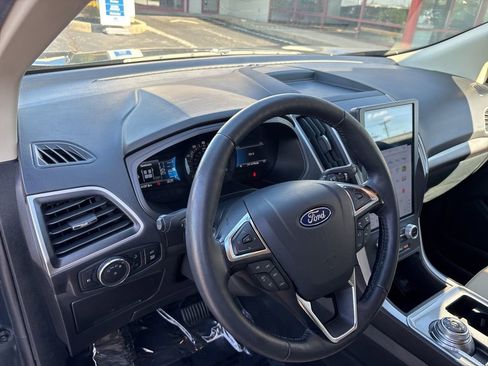Used 2024 Ford Edge SEL w/ Convenience Package image 29