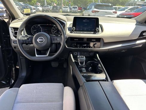 Used 2023 Nissan Rogue SV FWD image 22