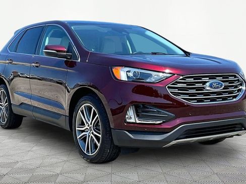 Certified 2024 Ford Edge Titanium AWD/4WD image 12