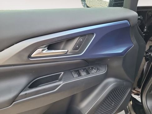 New 2026 Chevrolet Equinox EV LT image 11