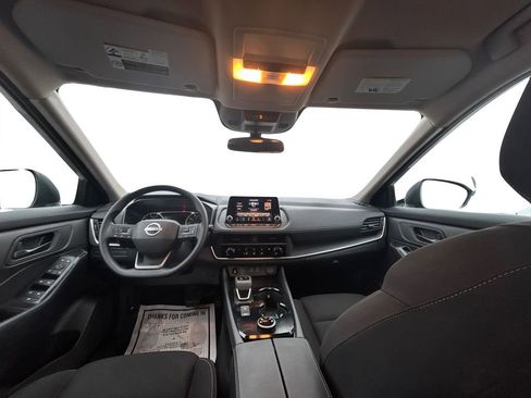 Certified 2025 Nissan Rogue S image 17