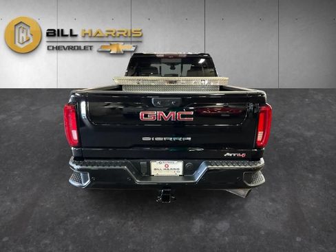 Used 2020 GMC Sierra 2500 AT4 w/ AT4 Premium Package AWD/4WD image 11