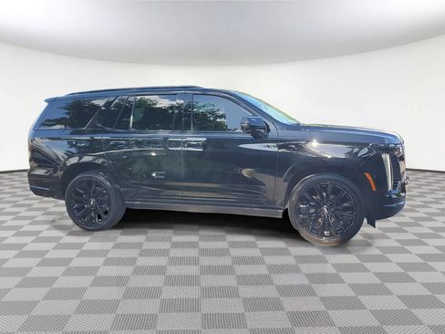 Used 2025 Cadillac Escalade Sport Platinum AWD/4WD image 3