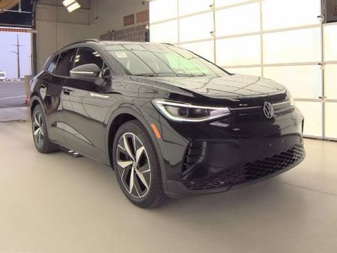 Used 2023 Volkswagen ID.4 Pro S RWD image 6