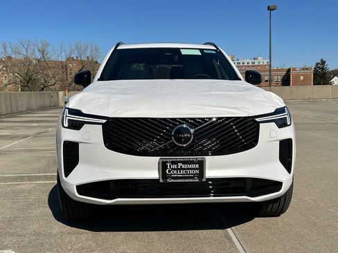 New 2026 Volvo XC90 T8 Ultra w/ Protection Package Premier AWD/4WD image 6