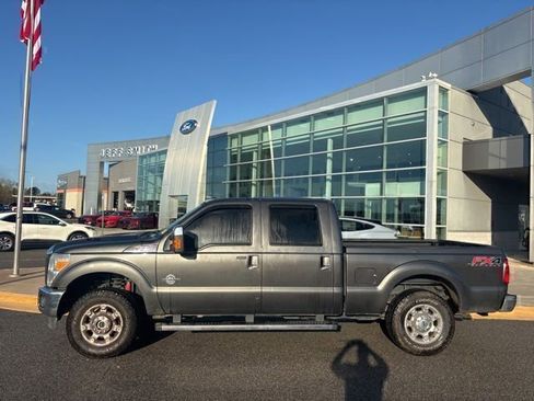 Used 2016 Ford F250 Lariat w/ Lariat Ultimate Package image 2