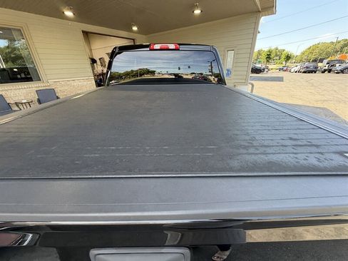 Used 2018 Chevrolet Silverado 1500 LT w/ All Star Edition AWD/4WD image 32