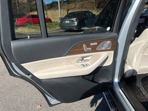 Used 2023 Mercedes-Benz GLS 63 AMG 4MATIC image 10
