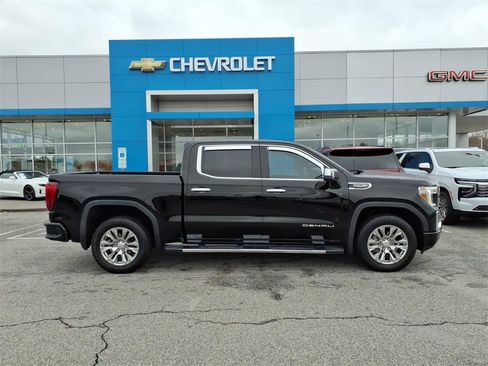 Used 2021 GMC Sierra 1500 Denali w/ Driver Alert Package II image 2