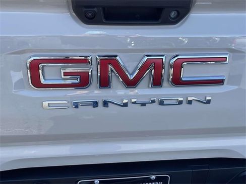 New 2026 GMC Canyon Elevation w/ Convenience Package image 7