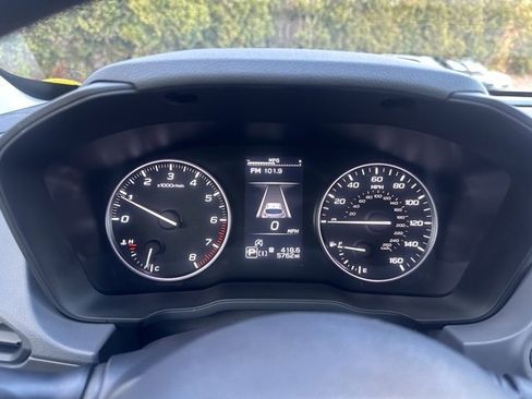 Used 2025 Subaru Crosstrek 2.0i Premium image 15