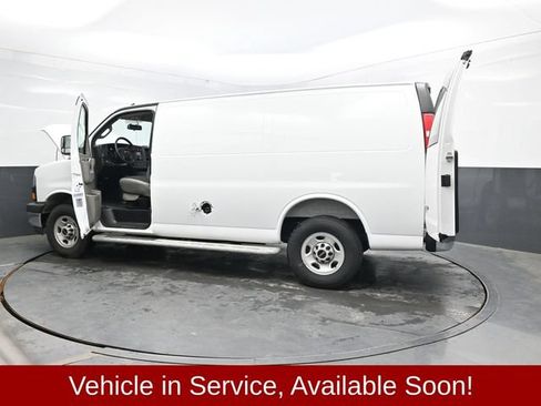 Used 2025 GMC Savana 2500 w/ Driver Convenience Package RWD image 45