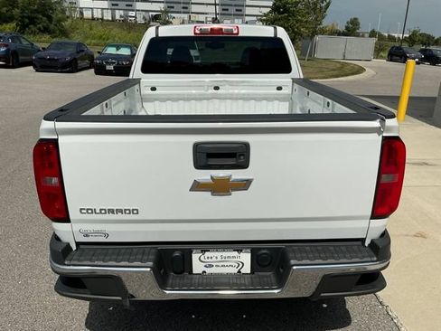 Used 2019 Chevrolet Colorado W/T w/ WT Convenience Package RWD image 3