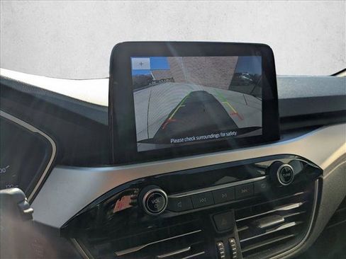 Used 2020 Ford Escape SE image 14