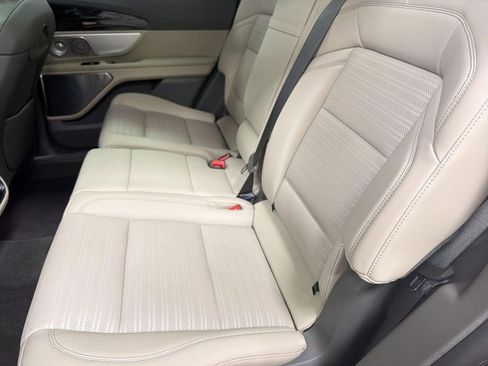 Used 2024 Lincoln Nautilus Reserve w/ Equipment Group 203A image 25