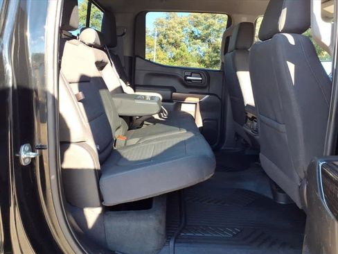 Used 2020 Chevrolet Silverado 1500 RST image 11