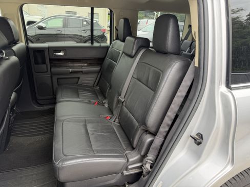 Used 2015 Ford Flex SEL w/ Equipment Group 202A FWD image 12