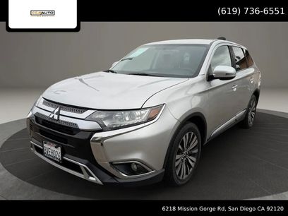 Used 2019 Mitsubishi Outlander SE