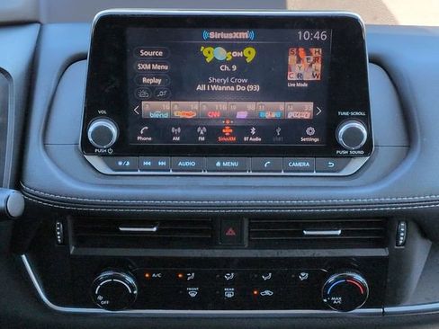 Used 2021 Nissan Rogue S FWD image 18