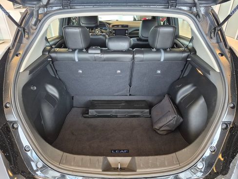 Used 2021 Nissan Leaf SL Plus FWD image 29