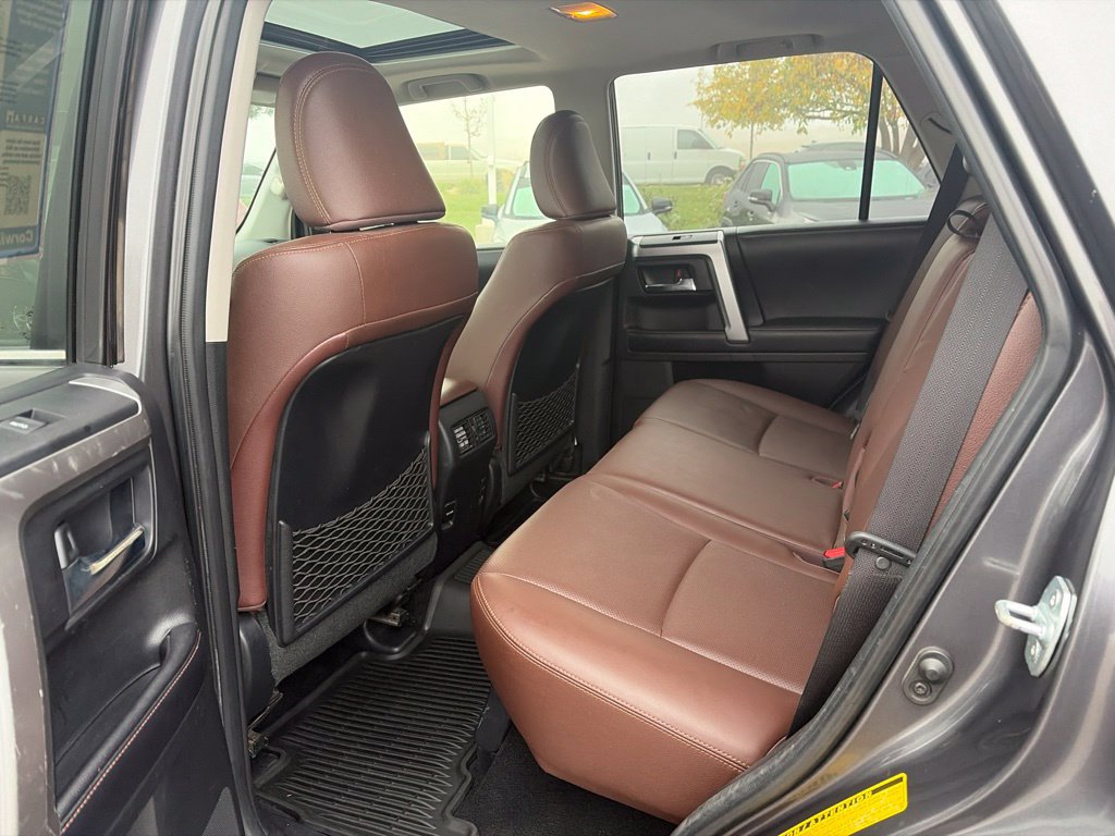 Used 2018 Toyota 4Runner Limited AWD/4WD image 22