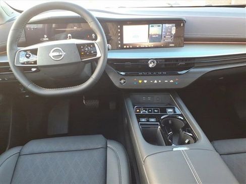 New 2026 Nissan Murano Platinum image 9