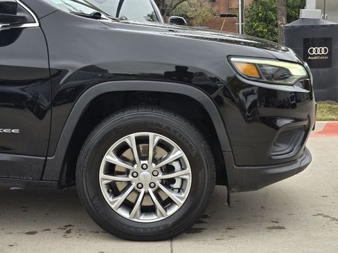 Used 2022 Jeep Cherokee Latitude Lux image 11