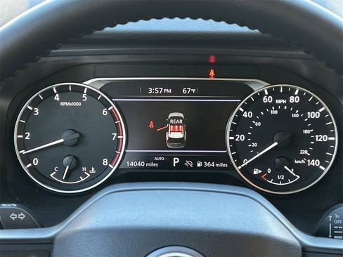 Certified 2025 Nissan Rogue SV image 28