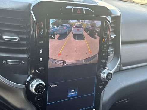 Used 2023 RAM 1500 Big Horn image 36