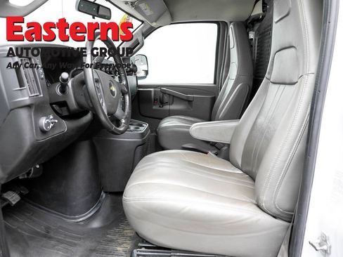 Used 2022 Chevrolet Express 2500 Extended w/ Driver Convenience Package RWD image 14
