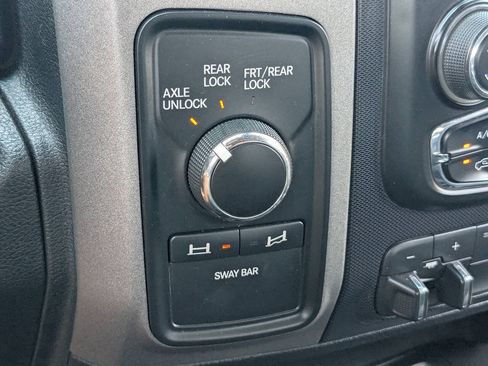 Used 2018 RAM 2500 Power Wagon w/ Luxury Group AWD/4WD image 27