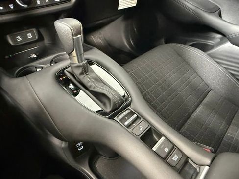 Used 2026 Honda HR-V LX image 23