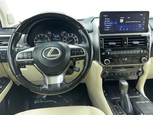 Used 2022 Lexus GX 460 Premium image 18