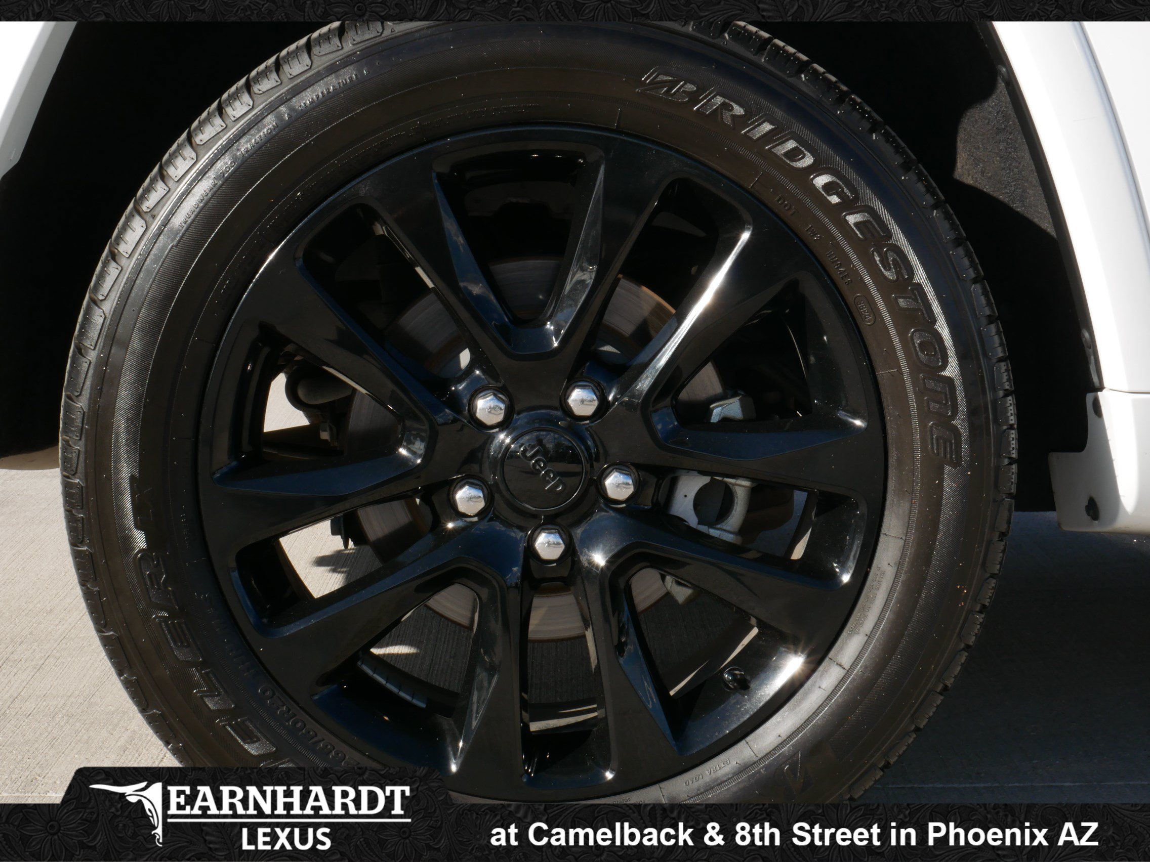 Used 2020 Jeep Grand Cherokee Altitude AWD/4WD image 19