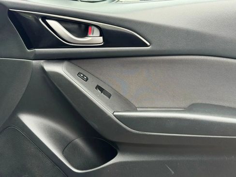 Used 2014 MAZDA MAZDA3 i Touring image 44