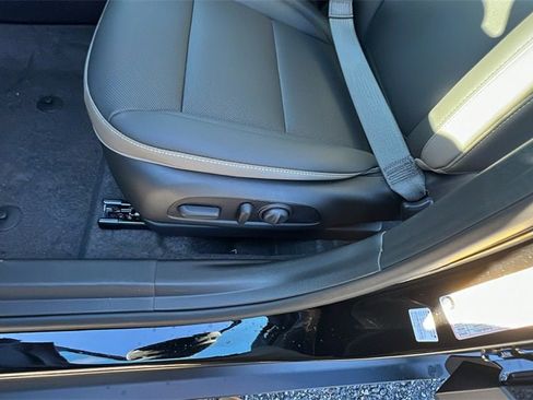 New 2026 Chevrolet Trax ACTIV w/ Sunroof Package image 14