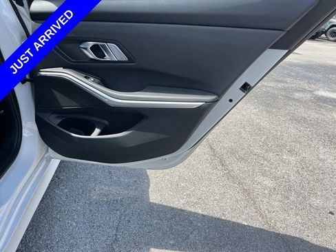 Used 2019 BMW 330i xDrive Sedan AWD/4WD image 19